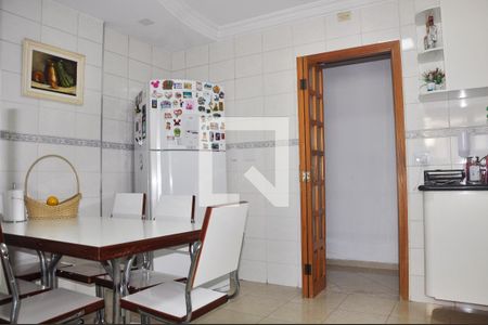 Apartamento à venda com 90m², 3 quartos e 3 vagasCozinha