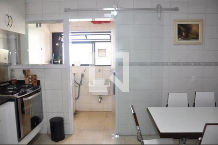 Apartamento à venda com 90m², 3 quartos e 3 vagasCozinha