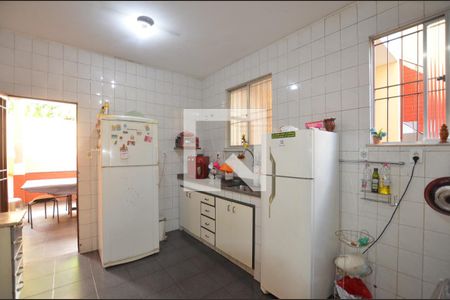 Casa à venda com 137m², 3 quartos e 2 vagasCozinha