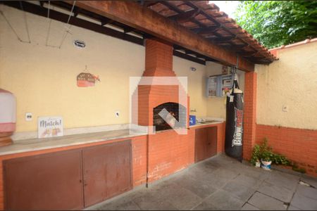 Casa à venda com 137m², 3 quartos e 2 vagasÁrea comum - Churrasqueira