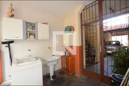 Casa à venda com 137m², 3 quartos e 2 vagasÁrea de Serviço