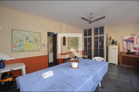 Casa à venda com 137m², 3 quartos e 2 vagasÁrea comum