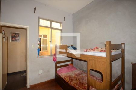 Casa à venda com 137m², 3 quartos e 2 vagasQuarto 2 - Suíte