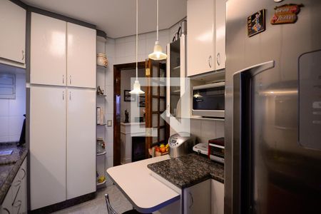 Apartamento à venda com 112m², 2 quartos e 2 vagas Apartamento à venda com 112m², 2 quartos e 2 vagasCozinha