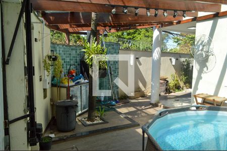 Casa à venda com 200m², 3 quartos e 1 vagaGaragem