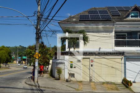 Casa à venda com 200m², 3 quartos e 1 vagaFachada