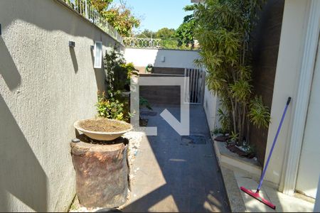 Casa à venda com 200m², 3 quartos e 1 vagaJardim