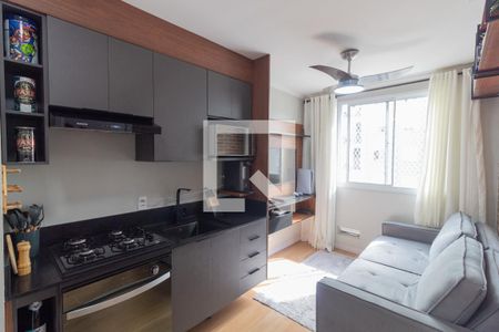 Sala/Cozinha conjugados de apartamento para alugar com 1 quarto, 24m² em Santo Amaro, São Paulo
