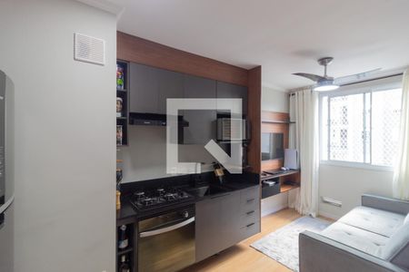 Sala/Cozinha conjugados de apartamento para alugar com 1 quarto, 24m² em Santo Amaro, São Paulo