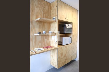 Studio para alugar com 24m², 1 quarto e sem vaga Studio para alugar com 24m², 1 quarto e sem vagaCozinha - Armários