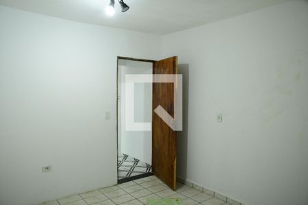 Quarto de casa para alugar com 1 quarto, 22m² em Parque Santa Rita de Cássia, Cotia