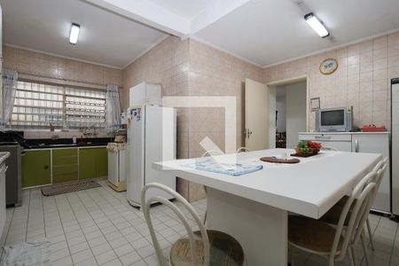 Casa à venda com 280m², 3 quartos e 7 vagasCozinha