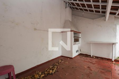 Casa à venda com 280m², 3 quartos e 7 vagasQuintal e Churrasqueira