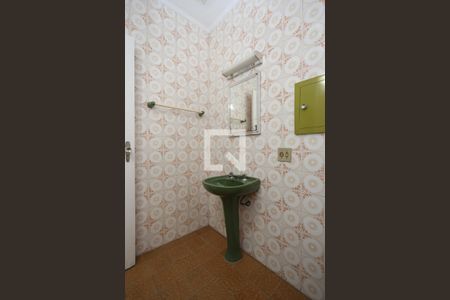 Casa à venda com 280m², 3 quartos e 7 vagasBanheiro