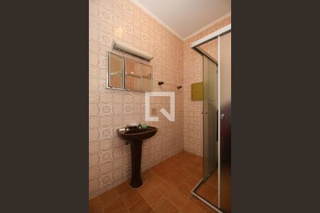 Casa à venda com 280m², 3 quartos e 7 vagasBanheiro da Suíte 1