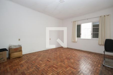 Casa à venda com 280m², 3 quartos e 7 vagasSuíte 2