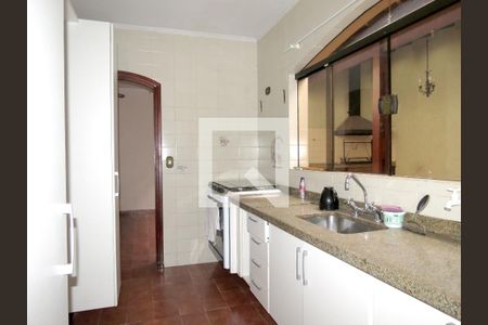 Casa à venda com 302m², 4 quartos e 4 vagasCozinha