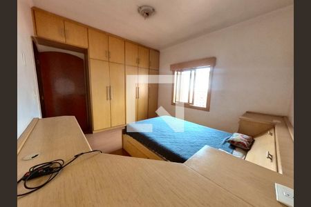 Casa à venda com 302m², 4 quartos e 4 vagas Casa à venda com 302m², 4 quartos e 4 vagasQuarto 3