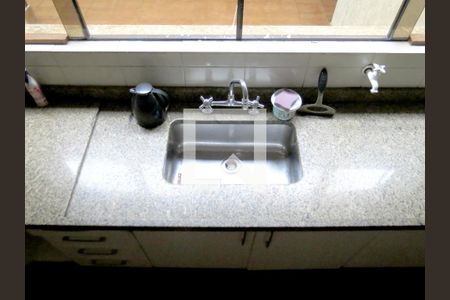 Casa à venda com 302m², 4 quartos e 4 vagasCozinha - Pia