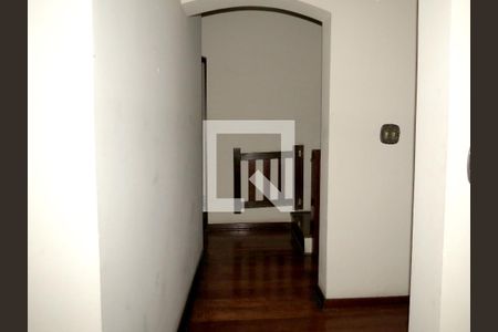 Sala - Corredor de casa para alugar com 4 quartos, 302m² em Vila Palmeiras, São Paulo