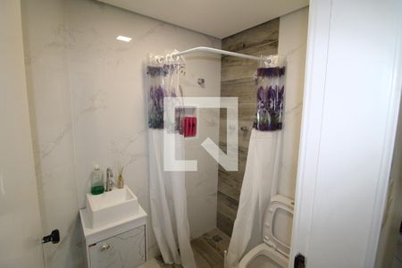 Apartamento à venda com 71m², 3 quartos e 2 vagasBanheiro