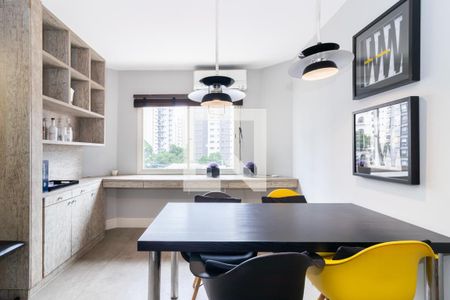 Apartamento para alugar com 70m², 2 quartos e 2 vagasSala