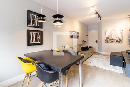 Apartamento para alugar com 70m², 2 quartos e 2 vagasSala