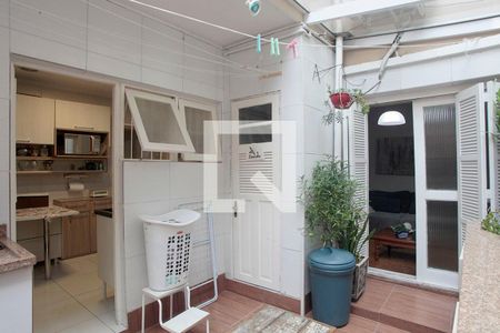 Apartamento à venda com 98m², 2 quartos e sem vagaÁrea de Serviço / Pátio Churrasqueira