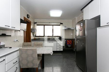 Apartamento à venda com 155m², 3 quartos e 2 vagasCozinha