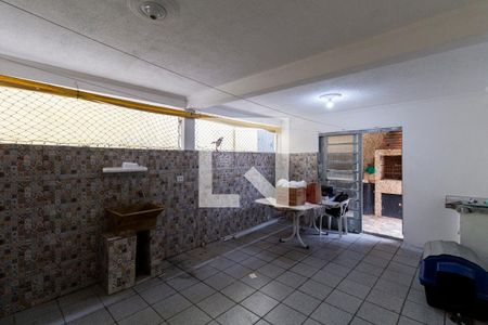 Casa à venda com 200m², 3 quartos e 2 vagas Casa à venda com 200m², 3 quartos e 2 vagasÁrea de Serviço