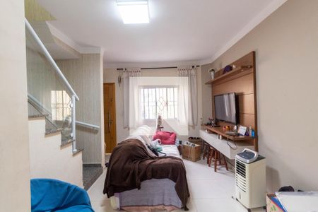 Sala de casa de condomínio para alugar com 2 quartos, 67m² em Vila Granada, São Paulo