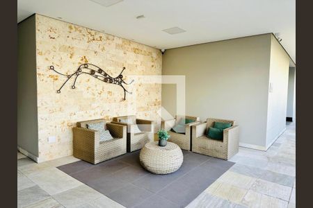 Hall de entrada de kitnet/studio para alugar com 1 quarto, 44m² em Vila Itapura, Campinas