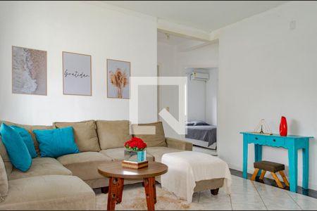 Sala de casa para alugar com 3 quartos, 150m² em São João do Rio Vermelho, Florianópolis