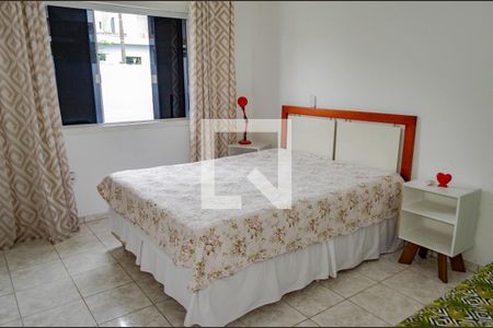 Quarto 01 de casa para alugar com 3 quartos, 150m² em São João do Rio Vermelho, Florianópolis