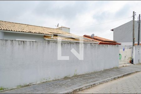 Casa para alugar com 150m², 3 quartos e 1 vaga Casa para alugar com 150m², 3 quartos e 1 vagaFachada