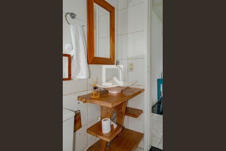 Casa para alugar com 150m², 3 quartos e 1 vaga Casa para alugar com 150m², 3 quartos e 1 vagaBanheiro 02