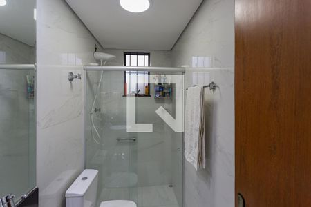 Apartamento à venda com 90m², 3 quartos e 2 vagasBanheiro