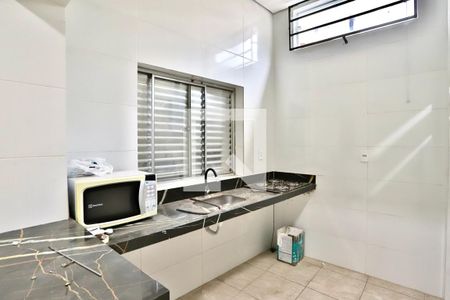 Cozinha de kitnet/studio para alugar com 1 quarto, 25m² em Brás, São Paulo