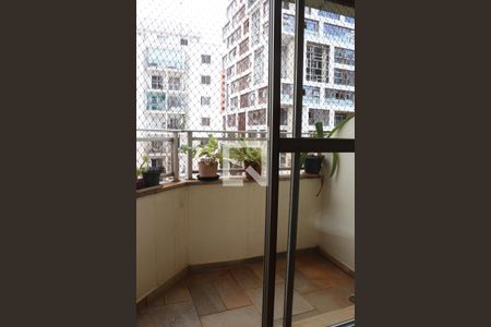 Sacada da Sala 1 de apartamento à venda com 3 quartos, 178m² em Pinheiros, São Paulo