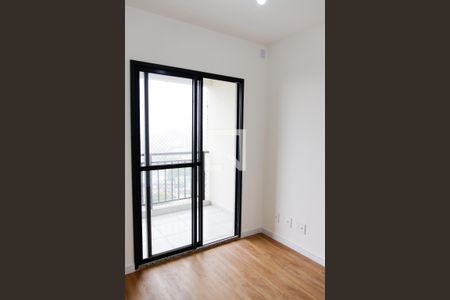 sala de apartamento para alugar com 2 quartos, 47m² em Ayrosa, Osasco