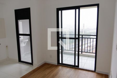 sala de apartamento para alugar com 2 quartos, 47m² em Ayrosa, Osasco
