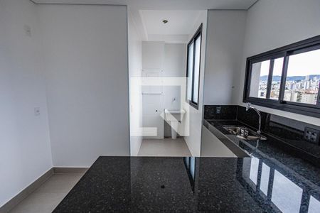 Cozinha de apartamento à venda com 2 quartos, 65m² em Padre Eustáquio, Belo Horizonte