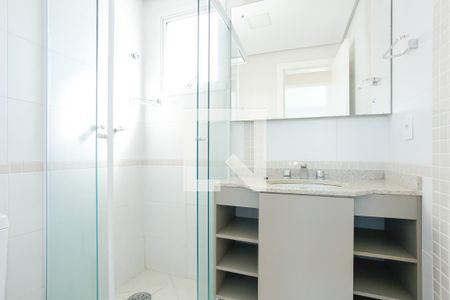 Banheiro de apartamento para alugar com 2 quartos, 70m² em Rio Branco, Porto Alegre