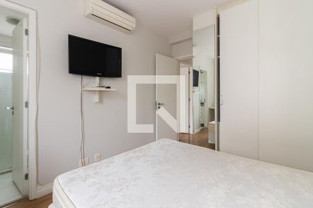 Suíte de apartamento à venda com 2 quartos, 65m² em Vila Olímpia, São Paulo