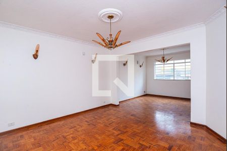 Casa para alugar com 210m², 3 quartos e 2 vagas Casa para alugar com 210m², 3 quartos e 2 vagasSala