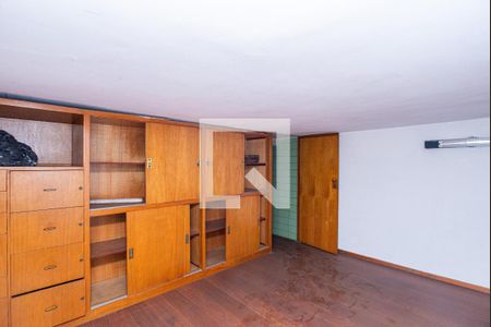 Casa para alugar com 210m², 3 quartos e 2 vagas Casa para alugar com 210m², 3 quartos e 2 vagasQuarto