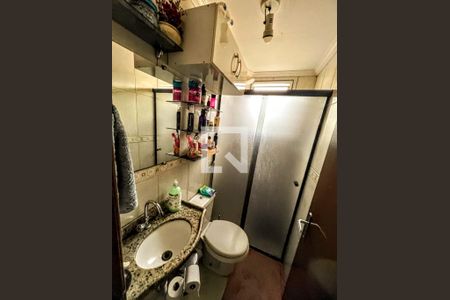 Banheiro de apartamento à venda com 3 quartos, 69m² em Itapoã, Belo Horizonte