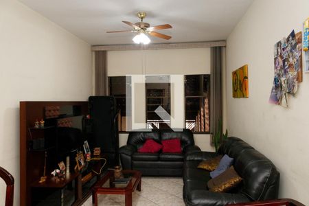 Casa para alugar com 3 quartos, 174m² em Jardim Japao, São Paulo