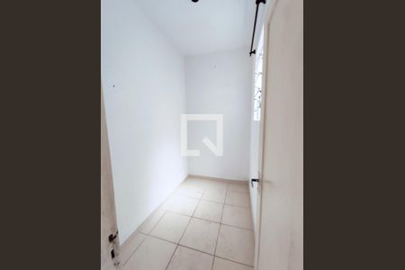 Apartamento à venda com 60m², 3 quartos e sem vaga Apartamento à venda com 60m², 3 quartos e sem vagaQuarto de Serviço