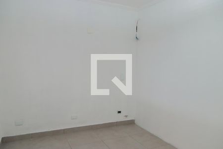 Quarto de casa para alugar com 1 quarto, 118m² em Jardim Santo Eduardo, Embu das Artes